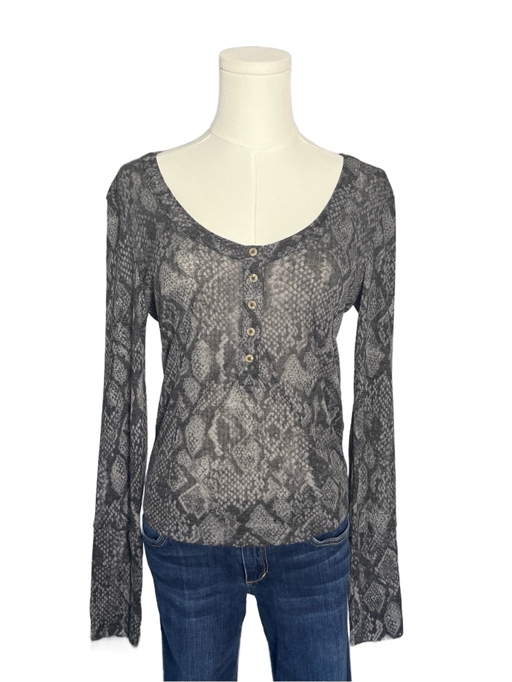Pilcro Grey Snake-Print Long Sleeve Henley Size M